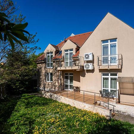 B&B Lajta Park Mosonmagyaróvár Exterior foto
